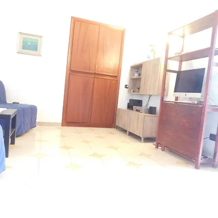 Piacevole Chiaia Apartment Naples