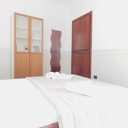 Piacevole Chiaia * Naples